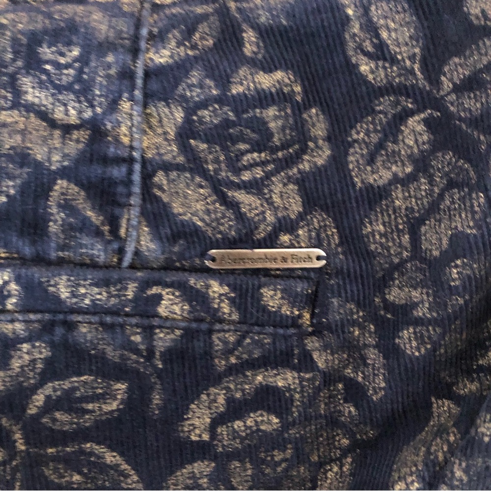 Abercrombie & Fitch Blue Corduroy Floral Shorts - Picture 4 of 5